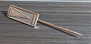 Pontiac Anstecknadel 8x20mm 70er Jahre gestempelt Berentzen - Picture 1 of 1