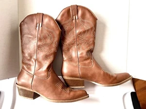 Womens 8.5 Western Cowboy MidCalf Fashion Bug Dk Tan Faux Leather Pull On Boots - Picture 1 of 17