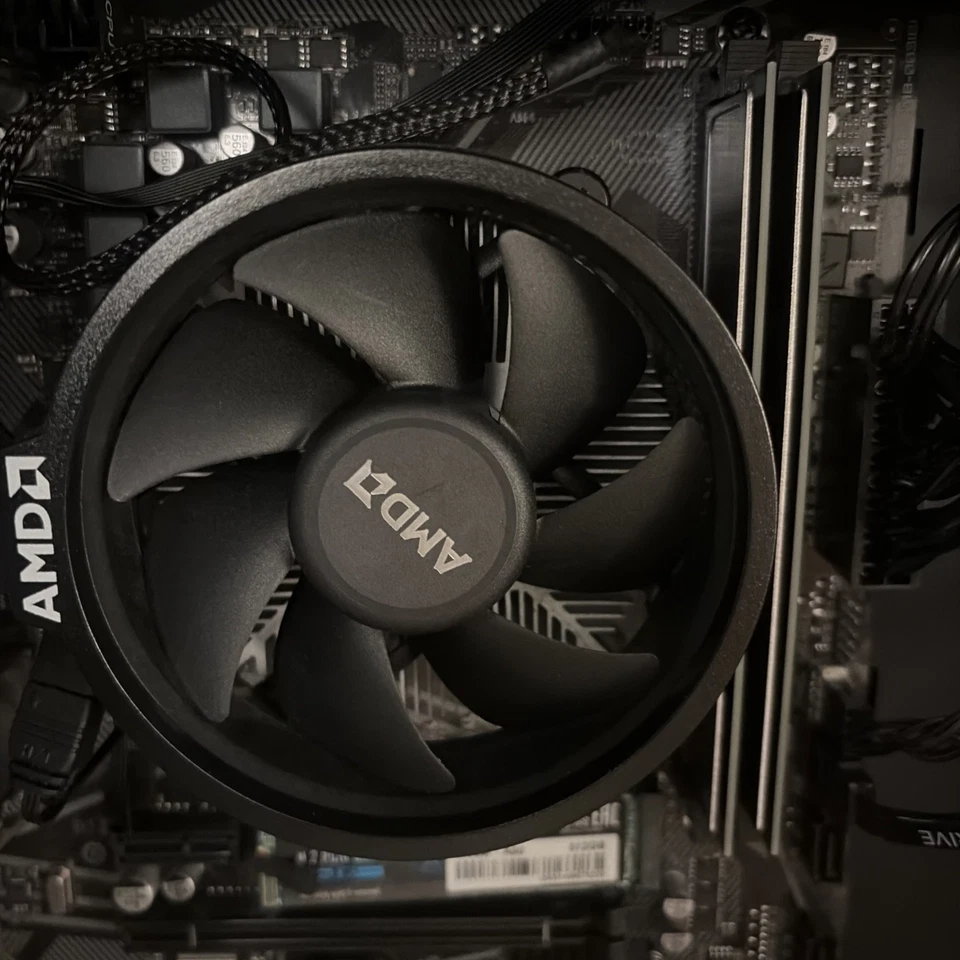 Procesador de escritorio Ryzen 5 5500 Foto 1 de 1