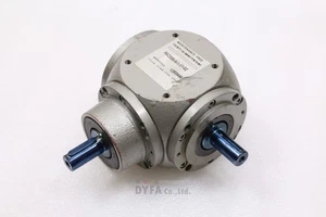 MARZORATI Used RA2005-N-1-XY-02 Ratio1:1 scratched Angle Gear Boxes OD-I-67=1K43 - Picture 1 of 15