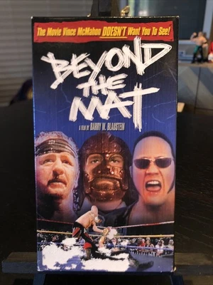 Beyond The Mat (VHS 1999) WWF WWE WCW ECW Wrestling Documentary Foley Rock CULT Foto 1 de 4