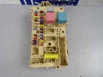 89221-0F010 Caja Reles/Fusibles para TOYOTA COROLLA VERSO (R1) 2007 167628 - Imagen 1 de 4