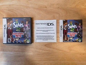 Los Sims 2 Apartment Pets (Nintendo DS) Estuche, Manual e Inserto Solo - Sin Juego - Imagen 1 de 2