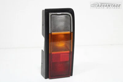 HUMMER H2 2003-2004 LUZ TRASERA IZQUIERDA INFERIOR LUZ TRASERA LÁMPARA CON ARNÉS OEM Foto 1 de 4