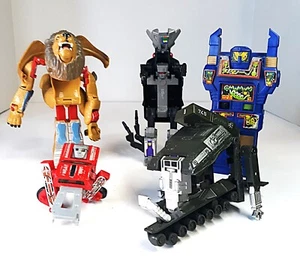 Vintage Transforming Robot Lot of 5 KO Action Figures with Go-Bot Kabuto Buddy L - Picture 1 of 18