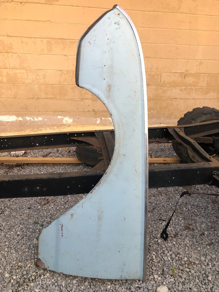 1961 1962 Ford Thunderbird LH para-lama com acabamento pico de aço inoxidável - Imagem 1 de 4