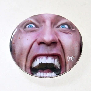 Total Recall movie pin button Alamo Drafthouse Arnold Schwarzenegger sci-fi - Picture 1 of 5