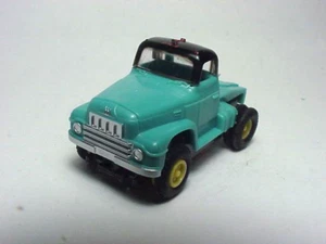 VIBRATOR TURQUOISE SEMI TRUCK CAB & ROOF. MOLDED PLASTIC .LATE SUMMER SALE !!! - Picture 1 of 1