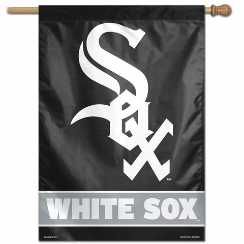 CHICAGO WHITE SOX ~ (1) Official MLB Outdoor 28x40 House Flag Banner ~ New! Cover