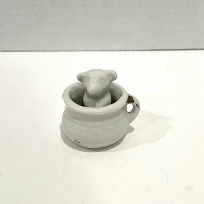 Estatuilla de cerdo carenado vintage en maceta de cámara miniatura hecha en Japón Foto 1 de 4