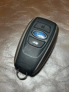 Subaru Genuine Smart Key Used Red LED Confirmed OO2 - Picture 1 of 4