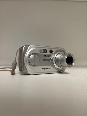 Samsung Digimax A7 7.0 MP Digitalkamera Silber Digimax - Bild 1 von 4