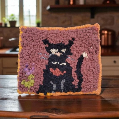 Black CAT Wool Strips~PRIMITIVE RUG HOOKING COMPLETED RUG, 8  X 7 Kitchen Decor - Image 1 of 4