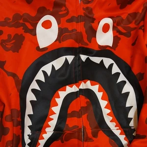 A Bathing Ape (BAPE) 1st Red Camo Shark Full Zip Up Hoodie Red Camouflage  - Picture 1 of 3