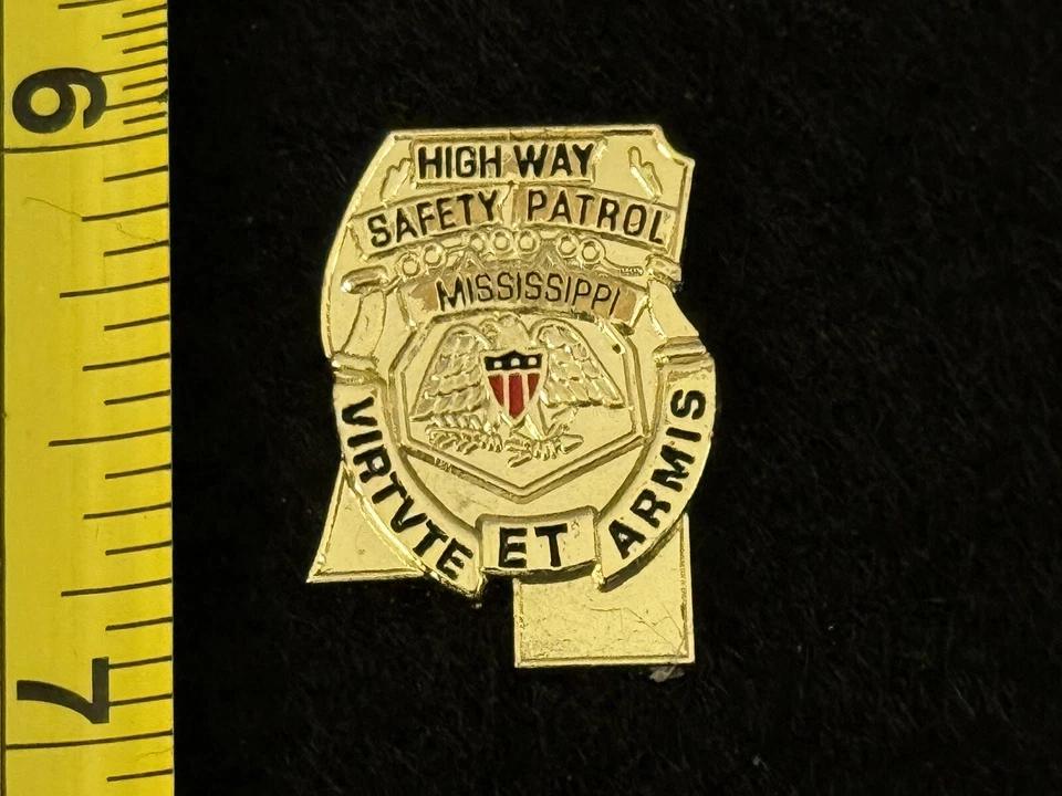 Mississippi Highway Patrol Trooper Mini Badge Lapel Pin - Image 1 of 1