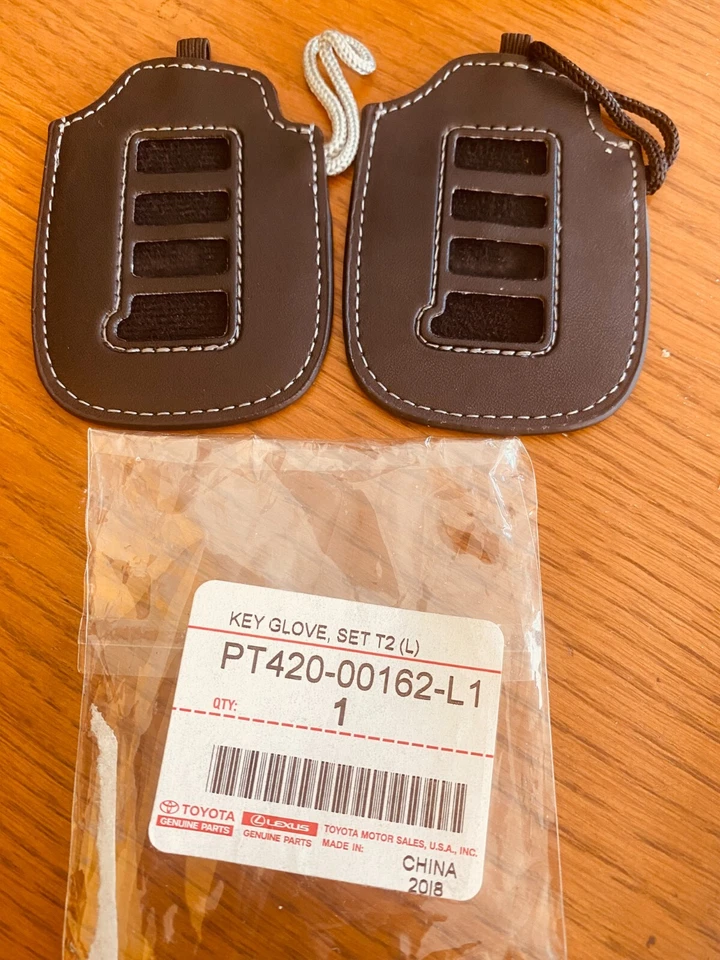 Genuino Lexus ES350 ES300H (2013-2018) DOS GUANTES MANDO A DISTANCIA OEM PT420-00162-L1 Foto 1 de 4