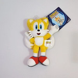 TOMY Sonic the Hedgehog: Tails 8" Plush - Picture 1 of 2