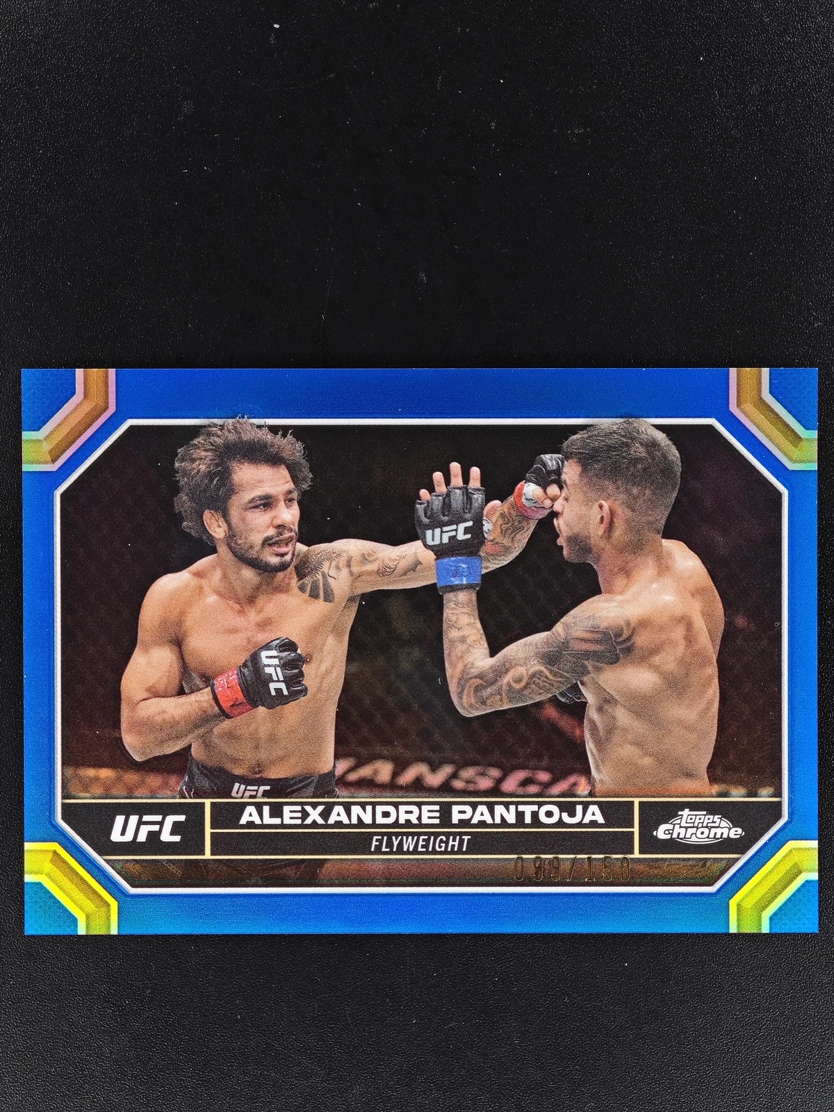 2024 Topps Chrome UFC Alexandre Pantoja Blue /150 MDJ1Y
