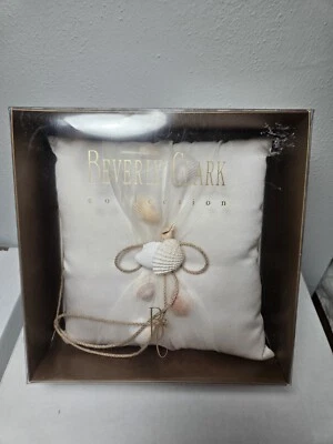 Anillo Almohada Colección Beverly Clark Boda Conchas Marinas Océano Mar Nuevo en Caja Foto 1 de 3