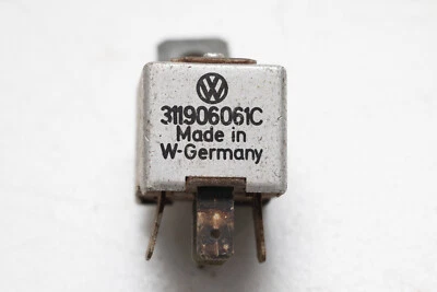 Volkswagen defrost fuel RELAY 311-906-061C SHO window defroster Beetle Type 3 Foto 1 de 3