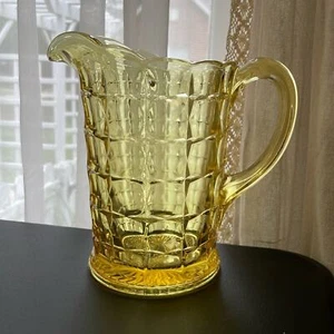 Vintage Tiara Constellation Yellow 44 oz Glass Drink Pitcher - Picture 1 of 9