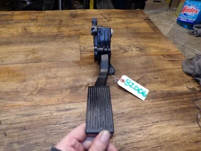 2005-2007 FITS NISSAN PATHFINDER GAS ACCELERATOR PEDAL ASSEMBLY OEM ID-6PV933901 - Image 1 of 4