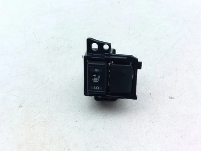 Interruptor asiento térmico Nissan X-Trail T32 2016 Foto 1 de 4