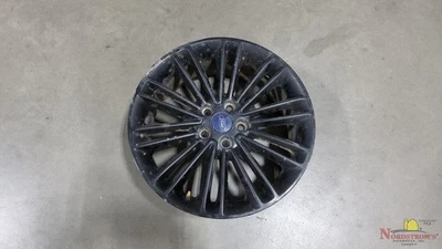 Ford Fusion 2016 llanta de aluminio de 18" Foto 1 de 4