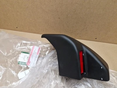 Tapa de parachoques trasero derecho Land Rover Discovery 1 LR013410 genuino NUEVO Foto 1 de 4