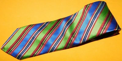 ROBERT TALBOTT MEJOR DE SU CLASE HECHA EN EE. UU. CORBATA A RAYAS VERDE/ROJO/AZUL - CORBATAS. Foto 1 de 3