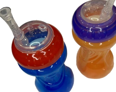 Набор из 2 чашек с крышками для малышей Nuby 7 унций - Изображение 1 из 4