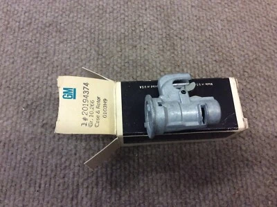 NOS GM 1978 79 80 81 雪佛兰 Corvette C3 Impala Wagon 手套盒锁 20194374 — 第 1/4 张图片