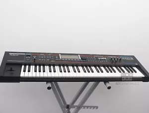 Roland Juno-G - 61 Tasten Synthesizer + Case + 1 Jahr Gewährleistung - Bild 1 von 7
