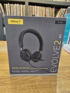 Jabra Evolve2 40 Stereo Headset (MS Teams, USB-C) - Black - Afbeelding 1 van 4