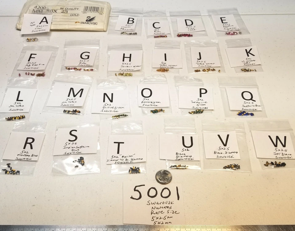 De colección RARO Pequeño 5x2mm y 5x2.5mm Navette Swarovski Estrás Joyería Reparación 5001 Foto 1 de 1