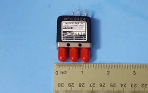 ONE- Coaxial Switch, 82152-909C70100, TRANSCO, Switch RF, SPDT, 28VDC - Picture 1 of 3