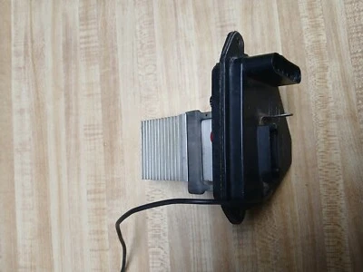 Резистор двигателя вентилятора 1980 1981 1982 1983 1984 1985 Cadillac Seville - Изображение 1 из 4