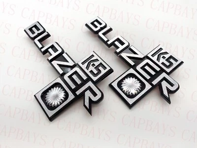 ¡Nuevo! Juego de 2 emblemas guardabarros delantero K-5 Chevy Blazer - 1981 - 1987 plateado Foto 1 de 4