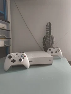 Microsoft Xbox One S 1TB Consola (234-00011) - Imagen 1 de 2