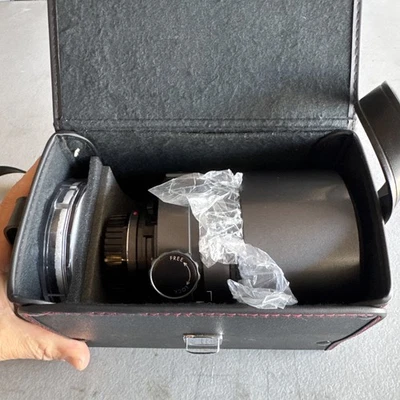 Lente teleobjetivo espejo Sigma 600 mm montaje Minolta Foto 1 de 4