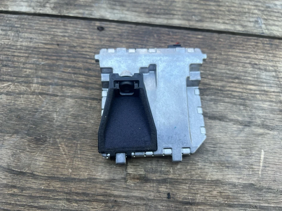 Cámara parabrisas delantera multiusos Mercedes C250 C300 E350 SLK350 10-16 Foto 1 de 2