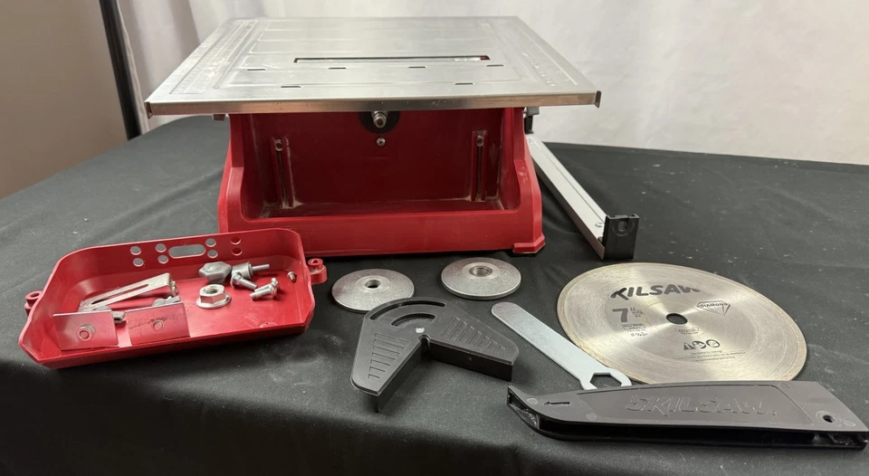 Sierra para azulejos Skill de 7" Foto 1 de 4