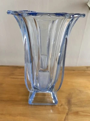 Польская синяя ваза из выдувного стекла в стиле ар-деко от Zawiercie Glassworks, 1930-е 9,5 дюйма - Изображение 1 из 4