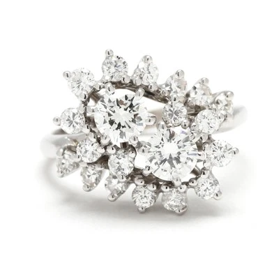 Anillo con racimo de diamantes de 1,08 quilates, oro blanco de 14 k, anillo tamaño 4,5 Foto 1 de 4