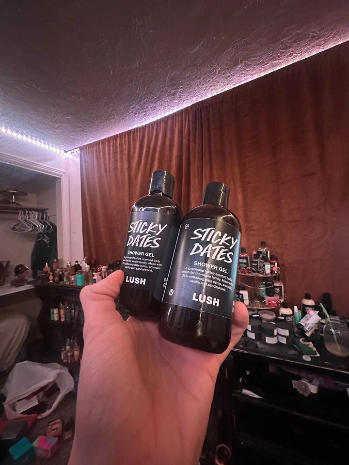 Lush 2PACK Sticky Dates Shower Gel - image 1 of 1