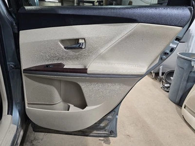 后乘客门装饰面板适用于 2009 VENZA 628626 — 第 1/4 张图片