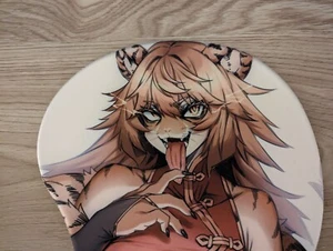 3d Tiger Girl mousepad w/ wrist rest - Picture 1 of 6