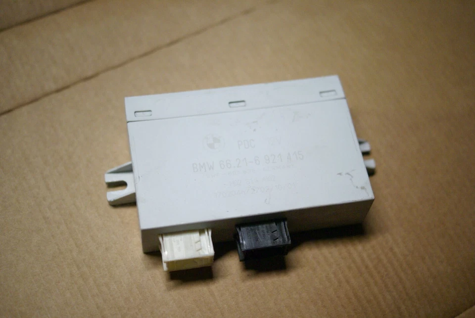 Centralina parcheggio assistito BMW 3 TOURING (E46) 318I 6921415 - Immagine 1 di 1