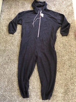 Mono para mujer Fabletics púrpura Forever polar con capucha leopardo salón viaje 3X Foto 1 de 4