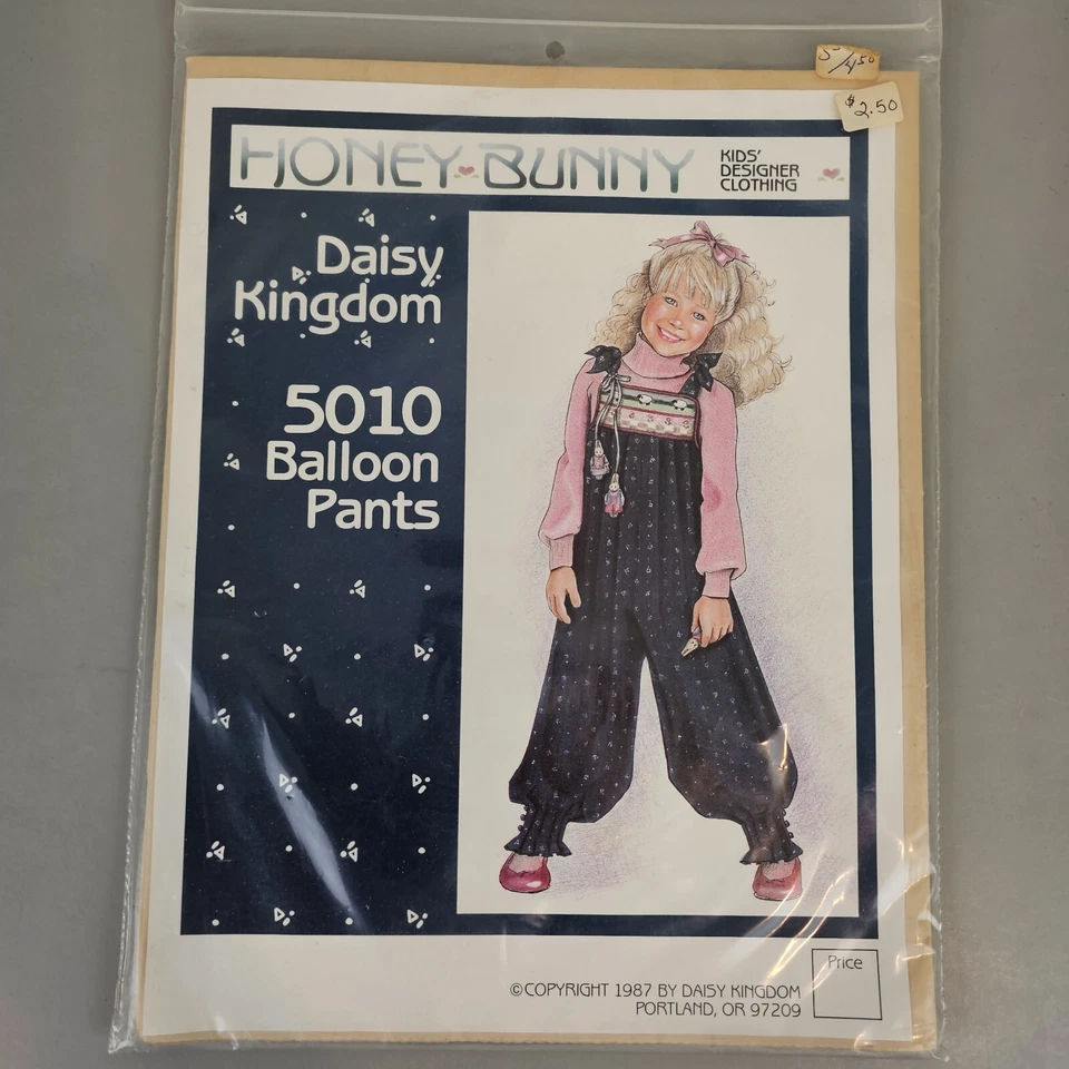 Honey Bunny Daisy Kingdom Pattern 5010 Girls Balloon Pants Overalls Sz 4 - 8 New - Image 1 of 2